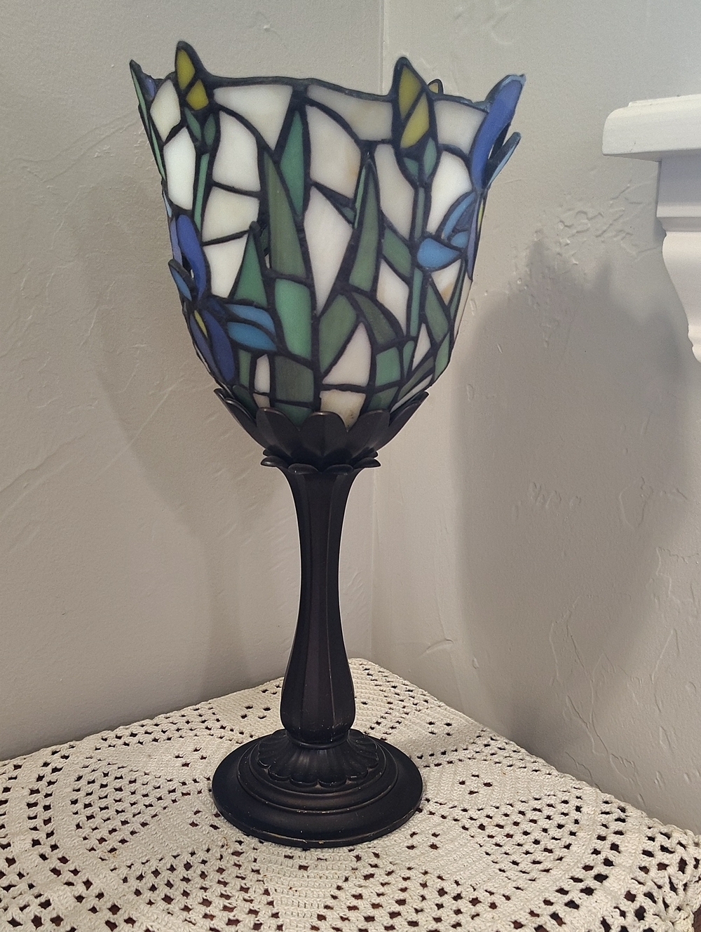 PartyLite Candle Holder 11.5" Tall Blue Green White Tiffany Style